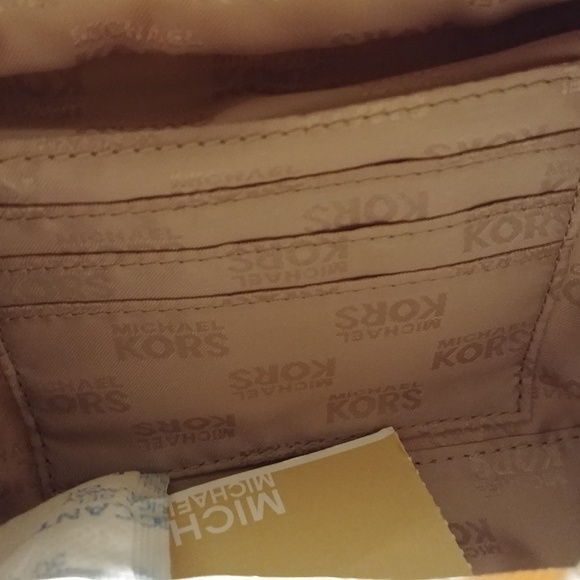 Michael Kors toiletry bag - Picture 2 of 3